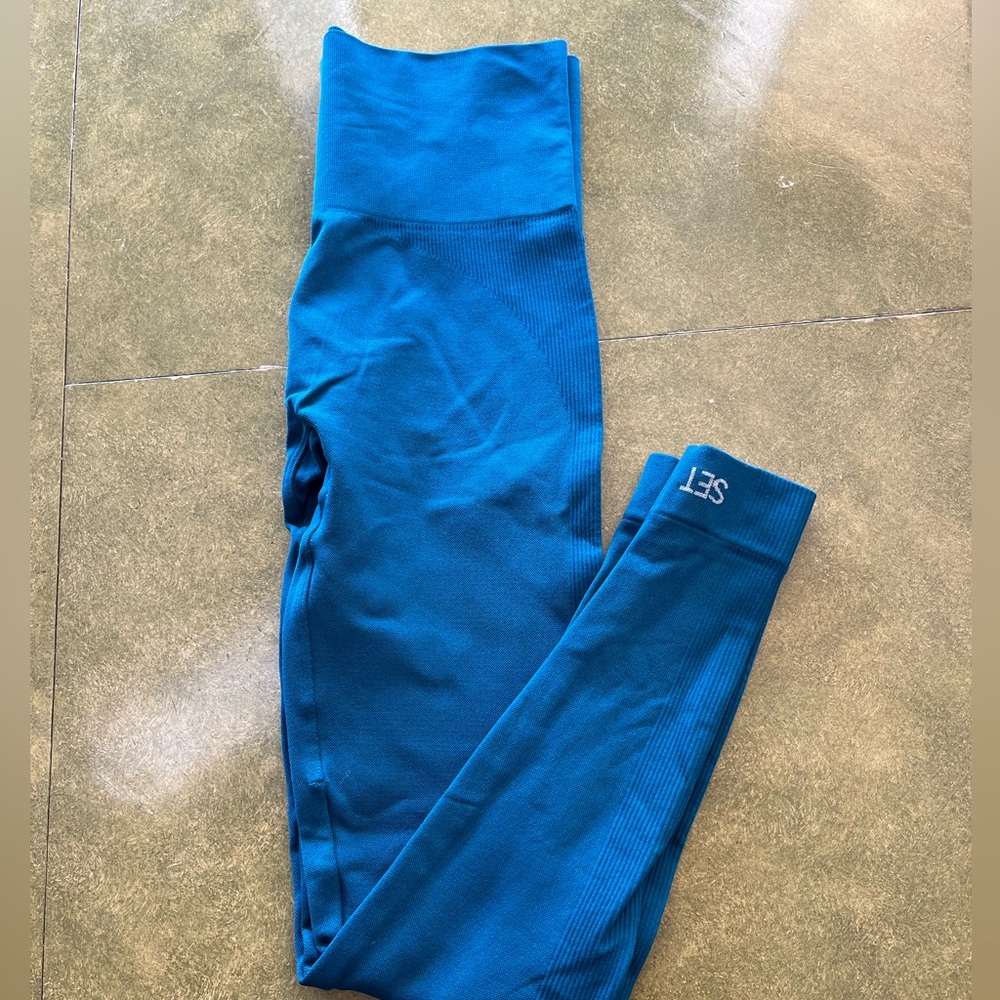 SculptFlex leggings